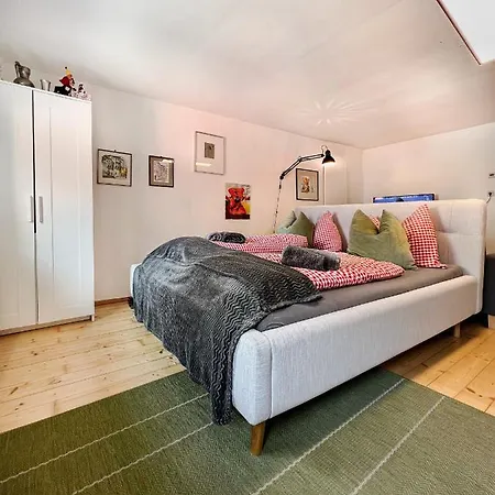 Mitten Im Zentrum Mit Sonniger Terrasse Appartamento