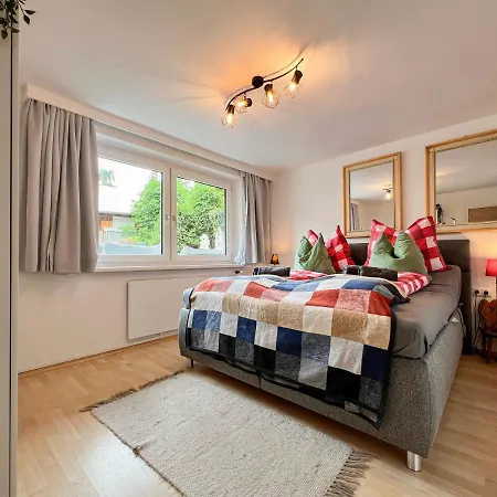 Mitten Im Zentrum Mit Sonniger Terrasse