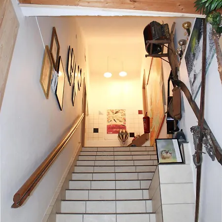 Mitten Im Zentrum Mit Sonniger Terrasse Apartment *