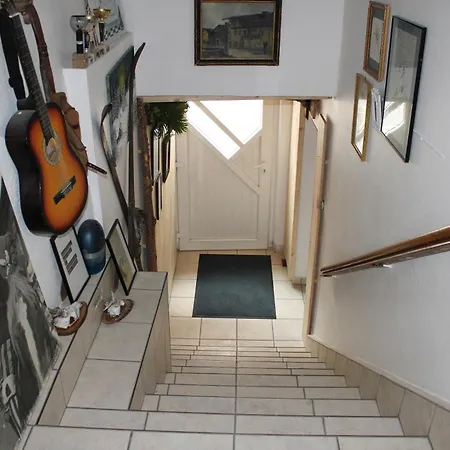Apartment Mitten Im Zentrum Mit Sonniger Terrasse Telfs
