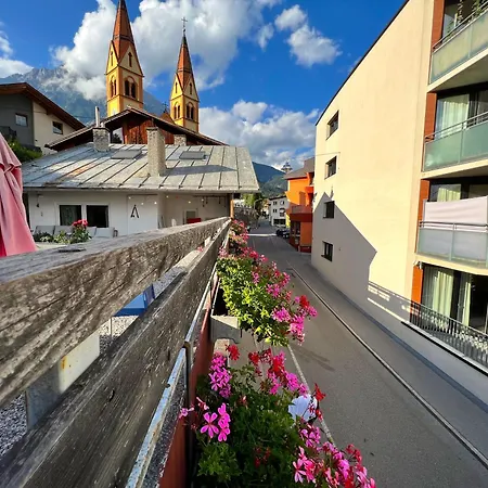 Mitten Im Zentrum Mit Sonniger Terrasse Appartamento *