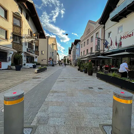 Appartamento Mitten Im Zentrum Mit Sonniger Terrasse Telfs
