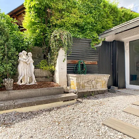 Mitten Im Zentrum Mit Sonniger Terrasse *