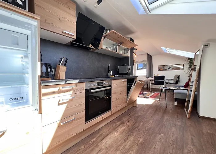 Mitten Im Zentrum Mit Sonniger Terrasse Lägenhet *