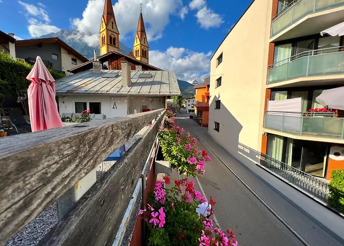 Mitten Im Zentrum Mit Sonniger Terrasse Lägenhet *