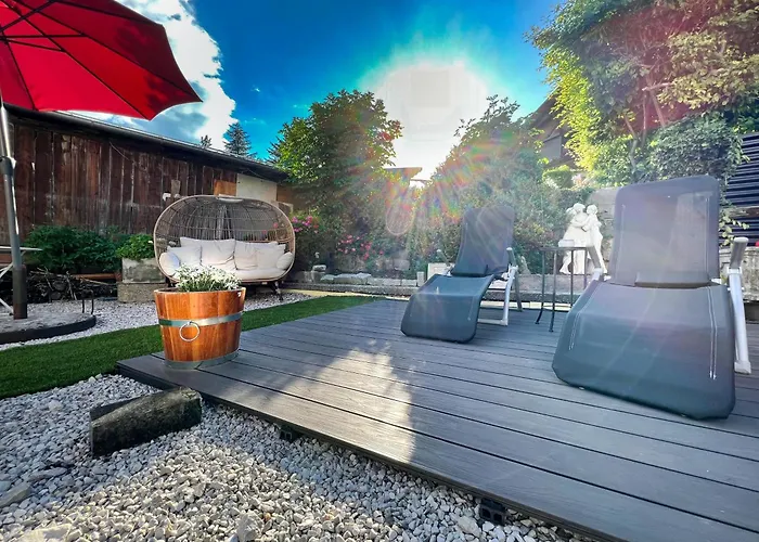 Mitten Im Zentrum Mit Sonniger Terrasse