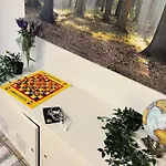 Mitten Im Zentrum Mit Sonniger Terrasse