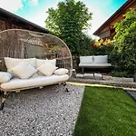 Mitten Im Zentrum Mit Sonniger Terrasse Апартаменты