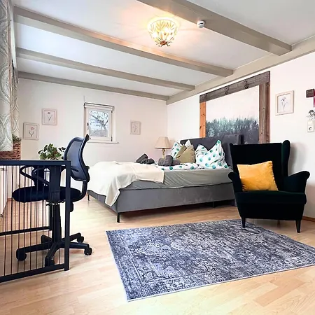 Apartamento Mitten Im Zentrum Mit Sonniger Terrasse