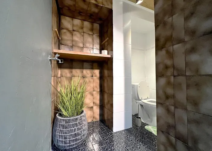 شقة Mitten Im Zentrum Mit Sonniger Terrasse *