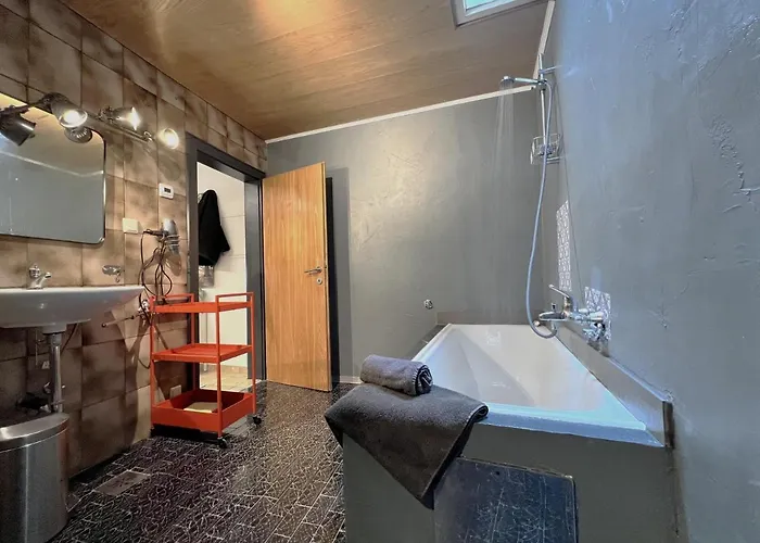 Mitten Im Zentrum Mit Sonniger Terrasse Apartamento