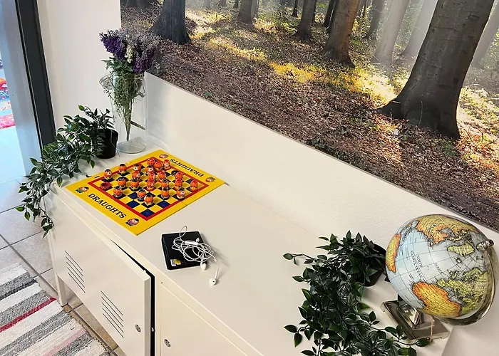 Mitten Im Zentrum Mit Sonniger Terrasse