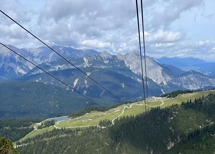 Mitten Im Zentrum Mit Sonniger Terrasse شقة تيلفس