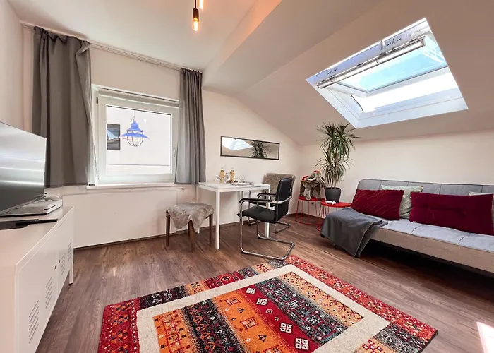 شقة Mitten Im Zentrum Mit Sonniger Terrasse *