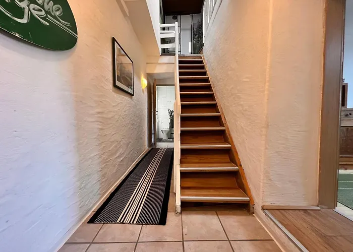 شقة Mitten Im Zentrum Mit Sonniger Terrasse