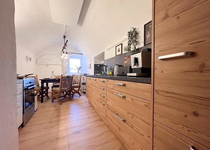 Mitten Im Zentrum Mit Sonniger Terrasse * تيلفس